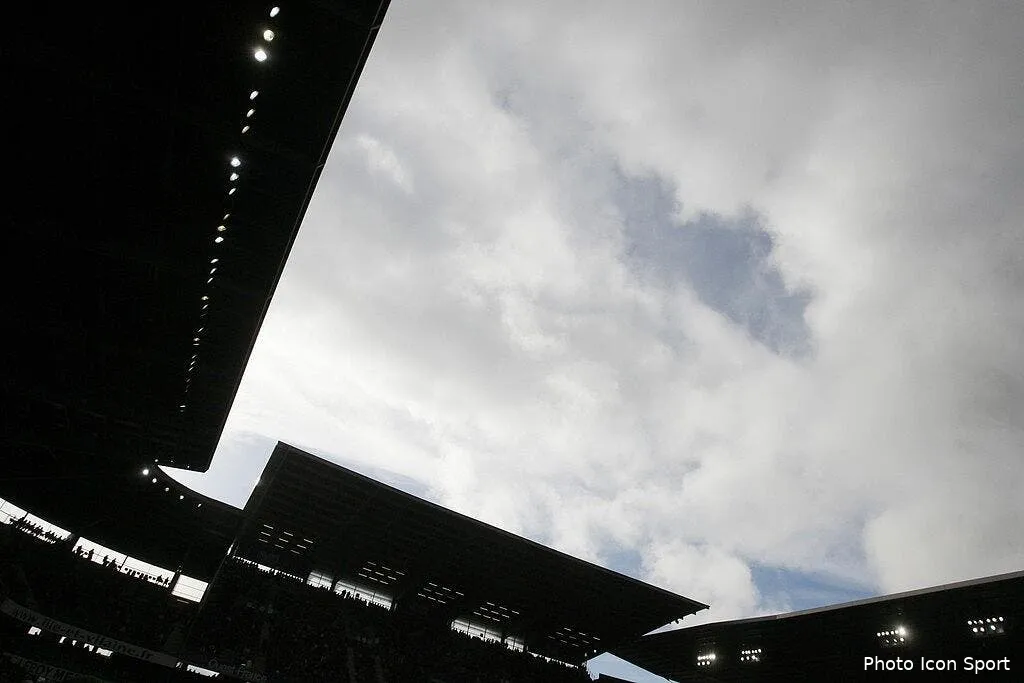 la ligue 1 a peur que le ciel lui tombe sur la tete 51266 7813