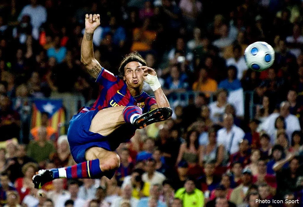 la photo du jour avec ibra le barca s envole 34659 4975