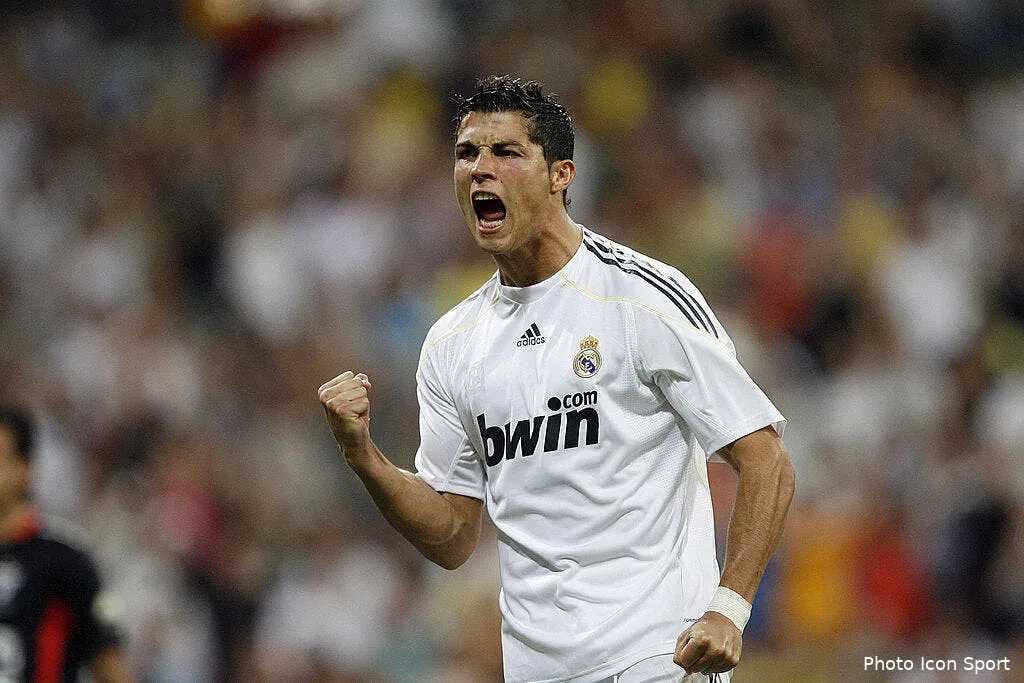 la photo du jour ronaldo marque son premier but au real madrid 32699 4714
