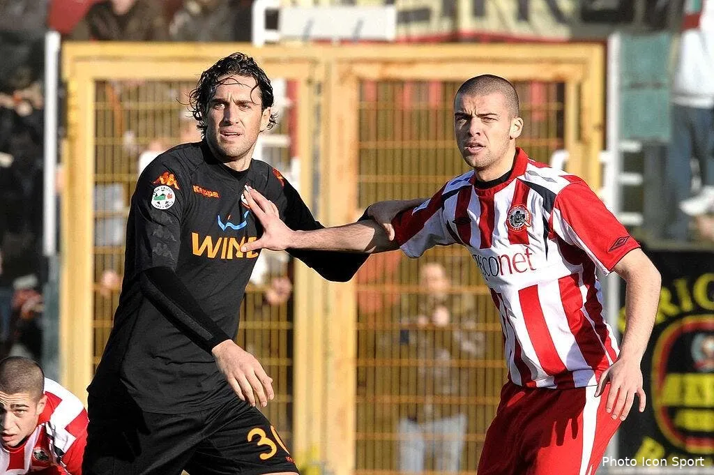 la photo du jour toni deja a pied d uvre avec la roma 44132 6564