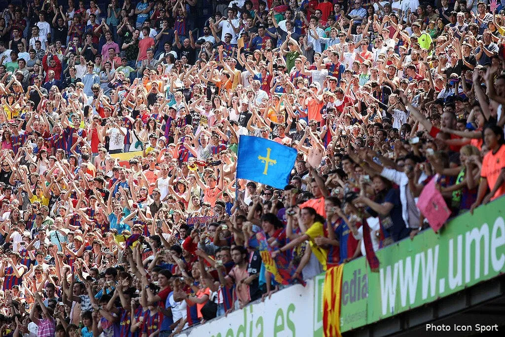 la photo du jour villa fait un carton au camp nou 53535 8296
