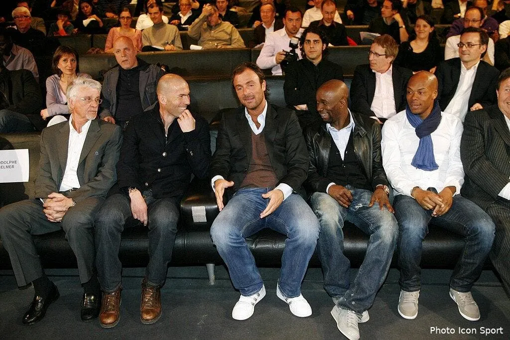 la photo foot canal met le paquet pour le mondial 49224 7426