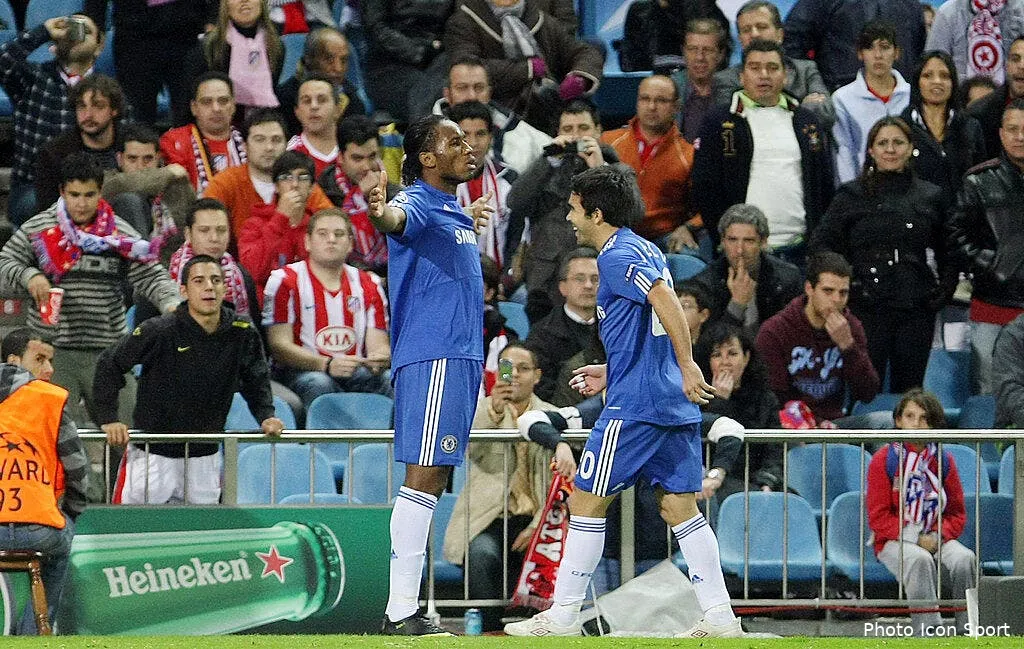 la photo foot du jour drogba comme par magie 40062 5824