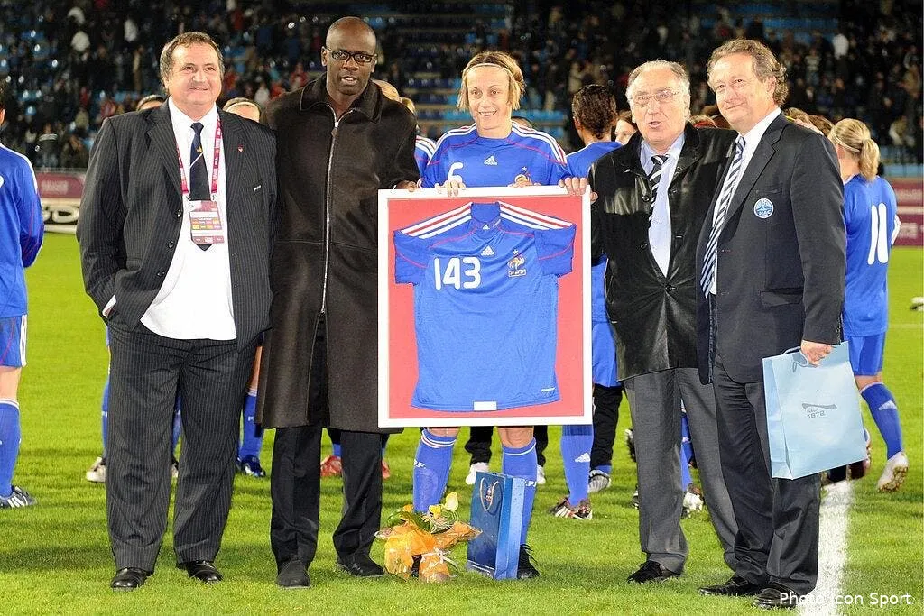 la photo foot du jour soubeyrand plus forte que thuram 39617 5731