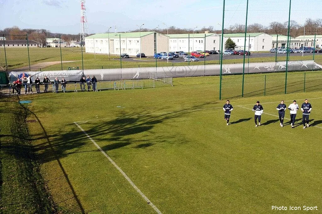 la photo foot lendemain de defaite calme au camp des loges 48137 7238