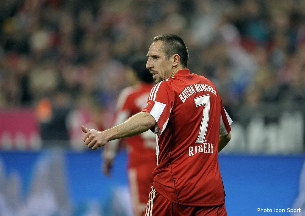 le bayern tient son rang schalke sombre 63288 12358