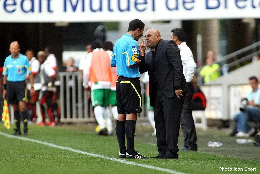 le coup de sang d antonetti contre l arbitrage 61716 11335