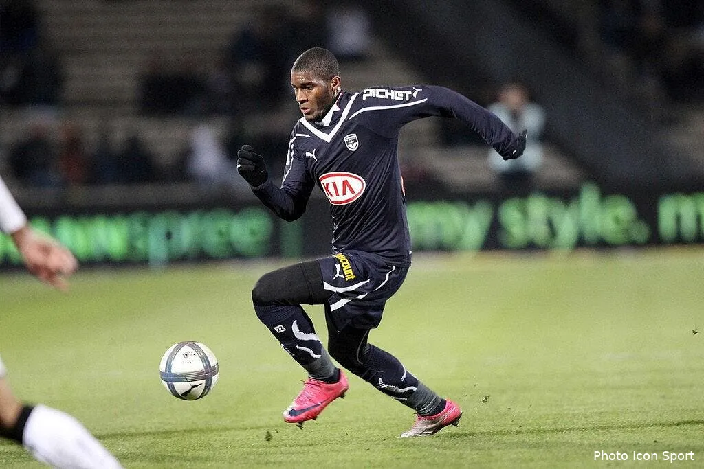 le poids de chamakh enerve modeste 64818 13495