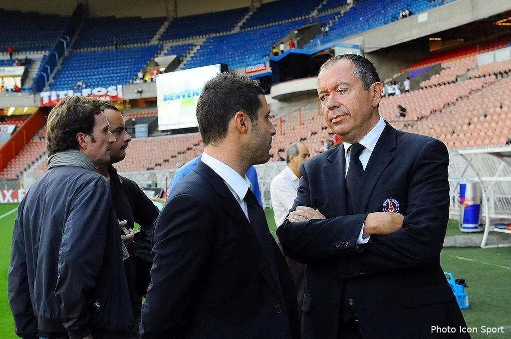 le psg confirme des negociations avec le qatar 64611 13332