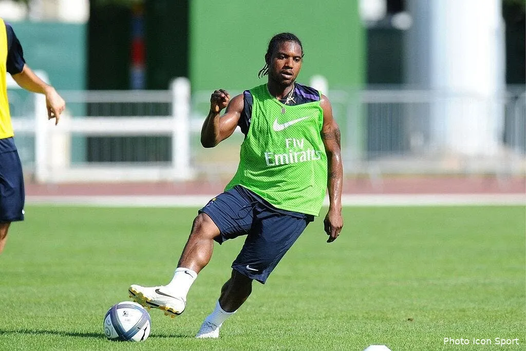 le psg repousse une offre pour sessegnon 65884 14392