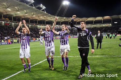 le tfc assume son statut de favori 25303