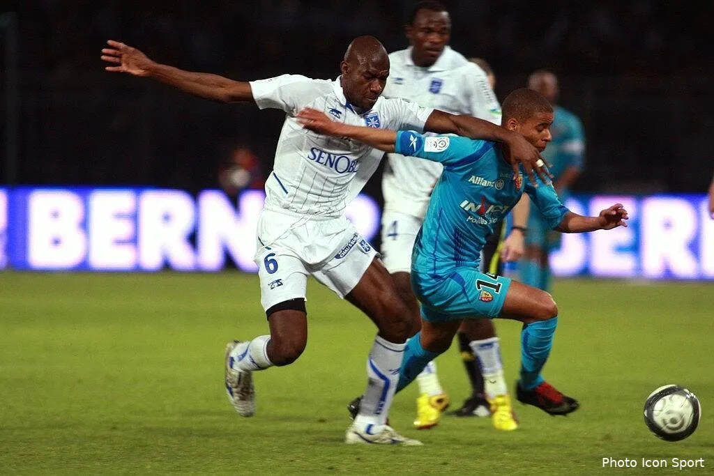 lens n a pas eu d etat d ame contre auxerre 52739 8141