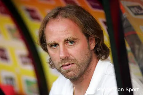 lens veut tourner la page 16753