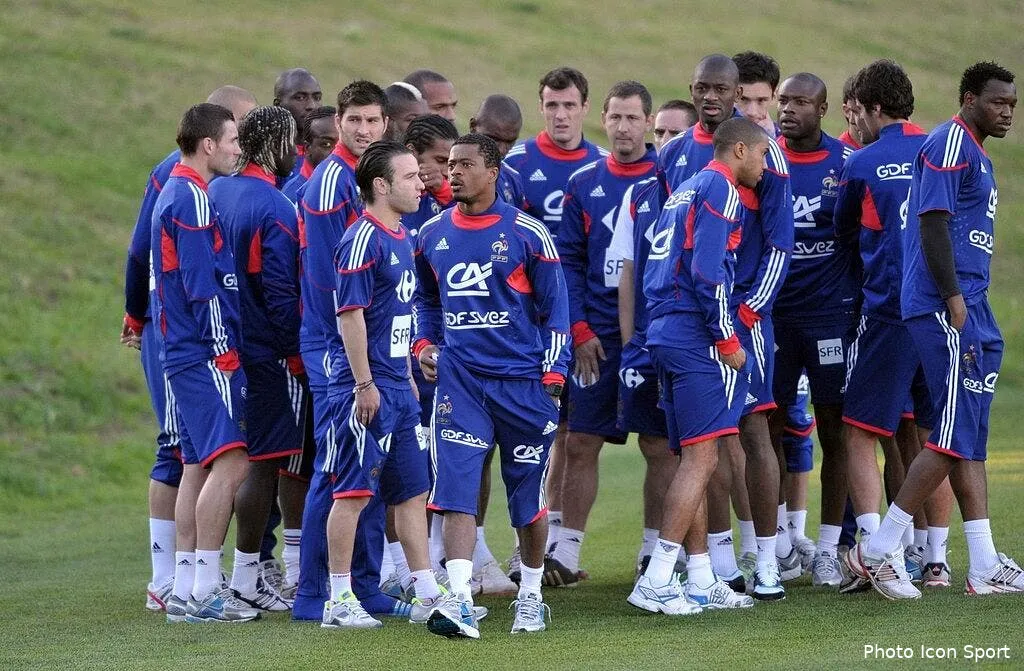 les 23 grevistes bleus punis par laurent blanc 56437 8919