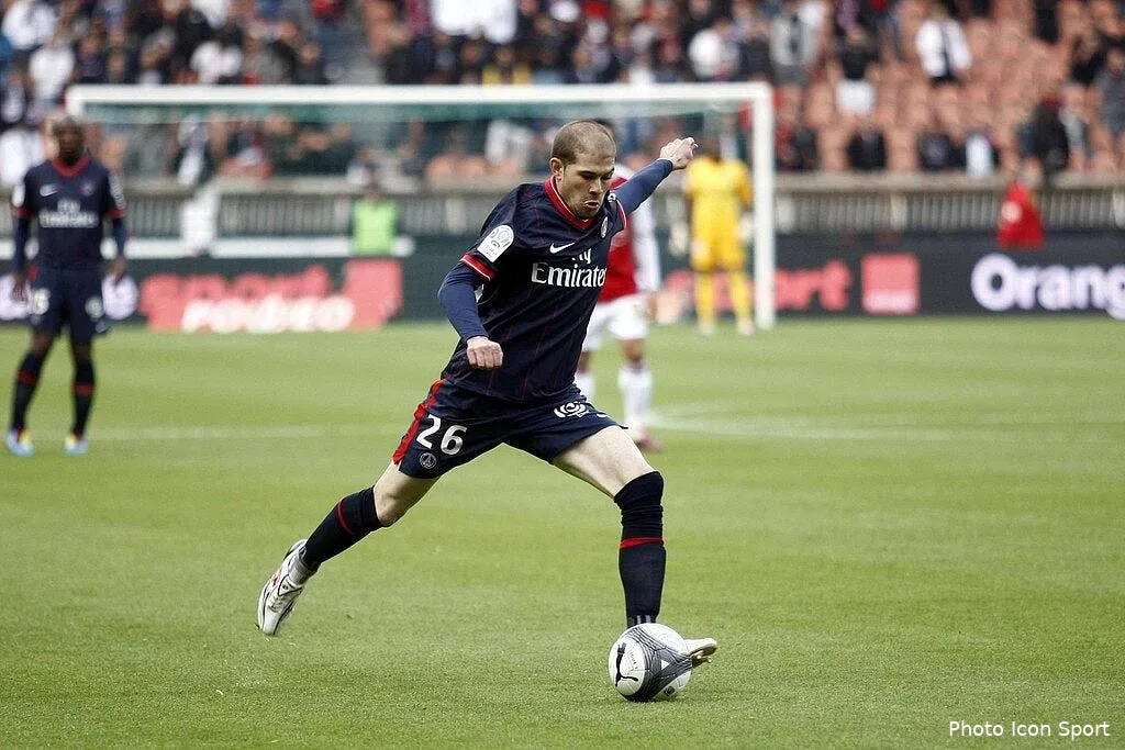 les meilleurs arrieres lateraux de ligue 1 jallet et tremoulinas 53206 8241