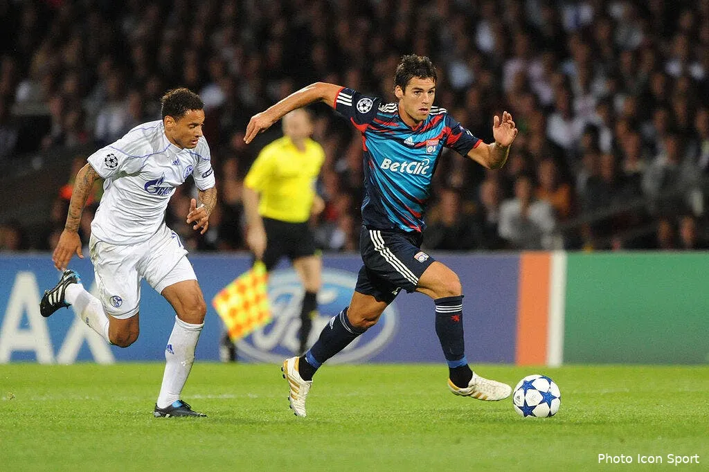 les ultras marines demandent a gourcuff de ne pas jouer 59564 10188