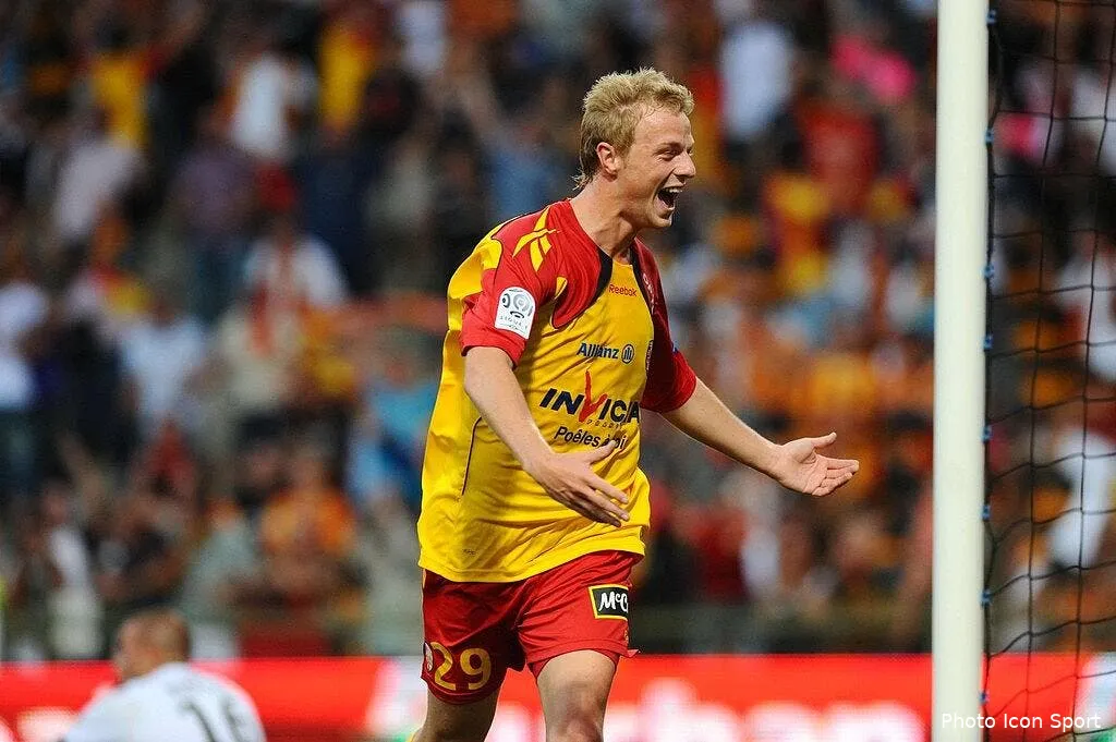 lille ennemi numero 1 de lens 59246 10046