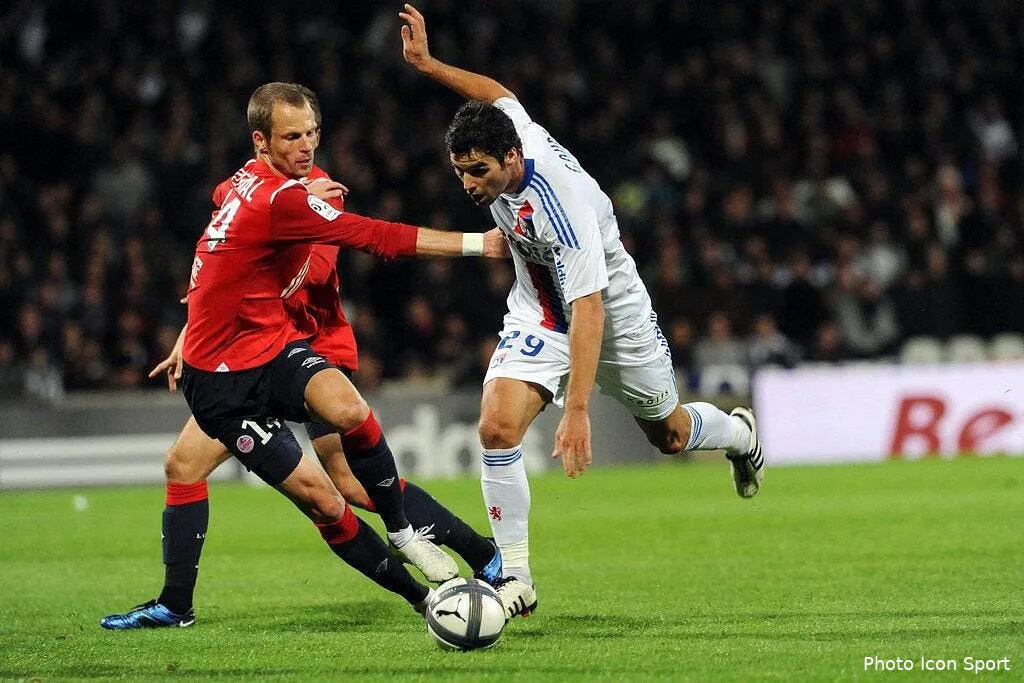 lille estime ne pas avoir ete aide par l arbitre contre lyon 61108 10975