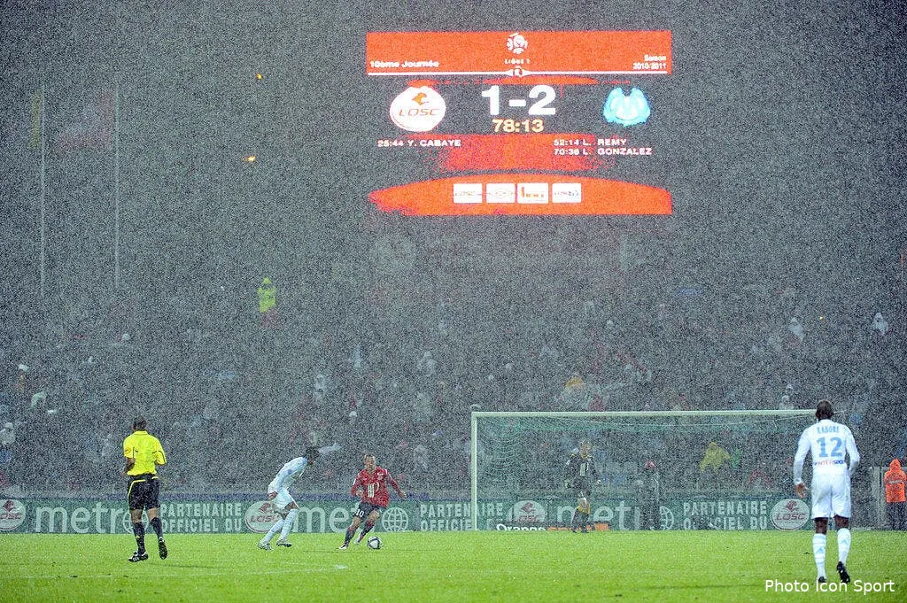 lille perturbe par sa pelouse 66281 14745