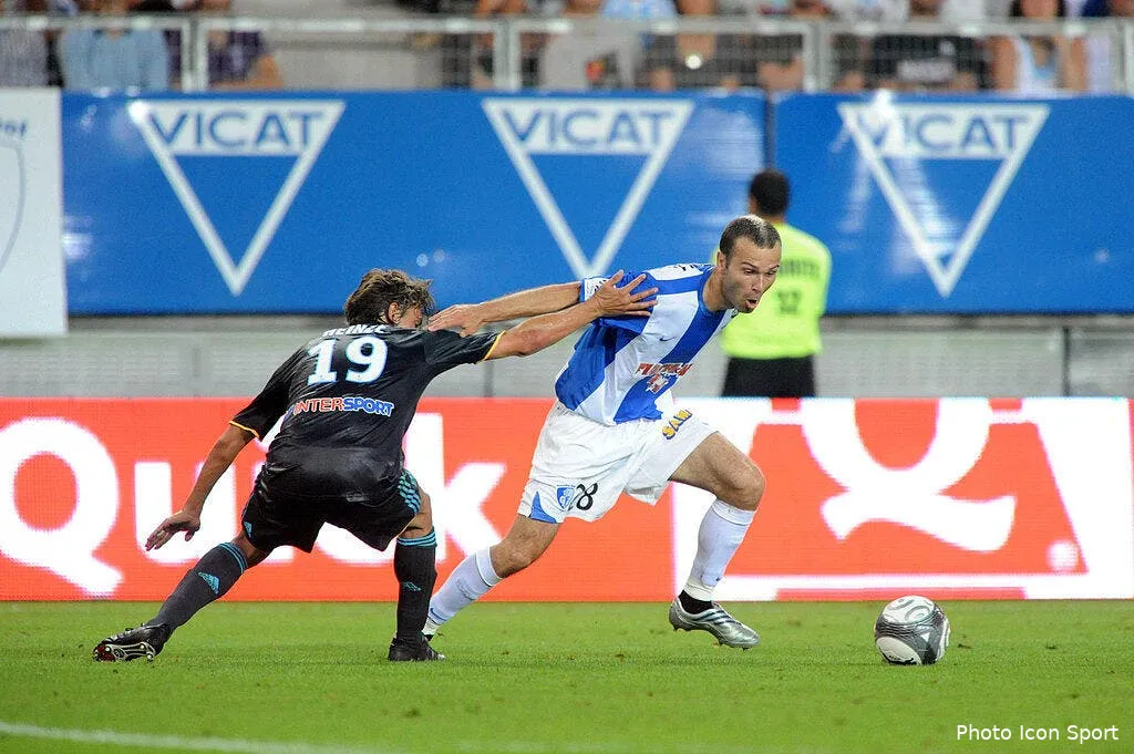 ljuboja tape sur les arbitres 38125 5486