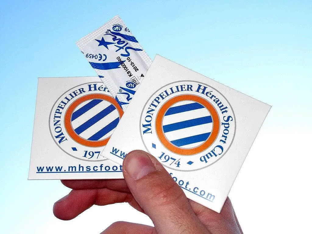 loulou nicollin fait dans le preservatif 49906 7544