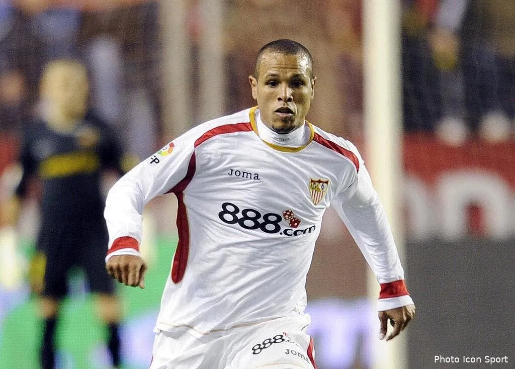 luis fabiano a l om ca se complique 57734 9346