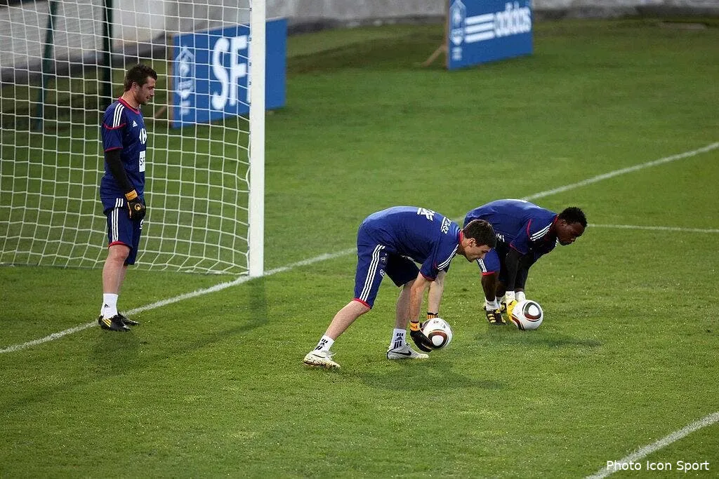 mandanda s incline devant lloris 62017 11520