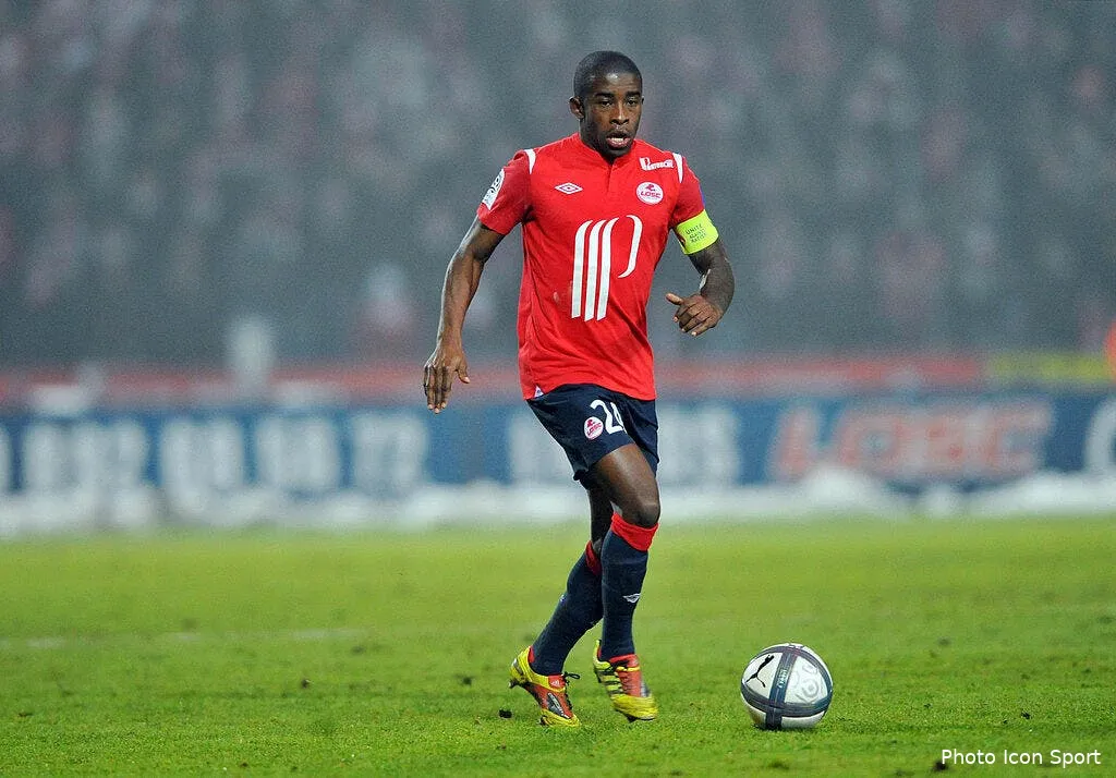 mavuba veut jouer les peres noel a lille 64791 13474