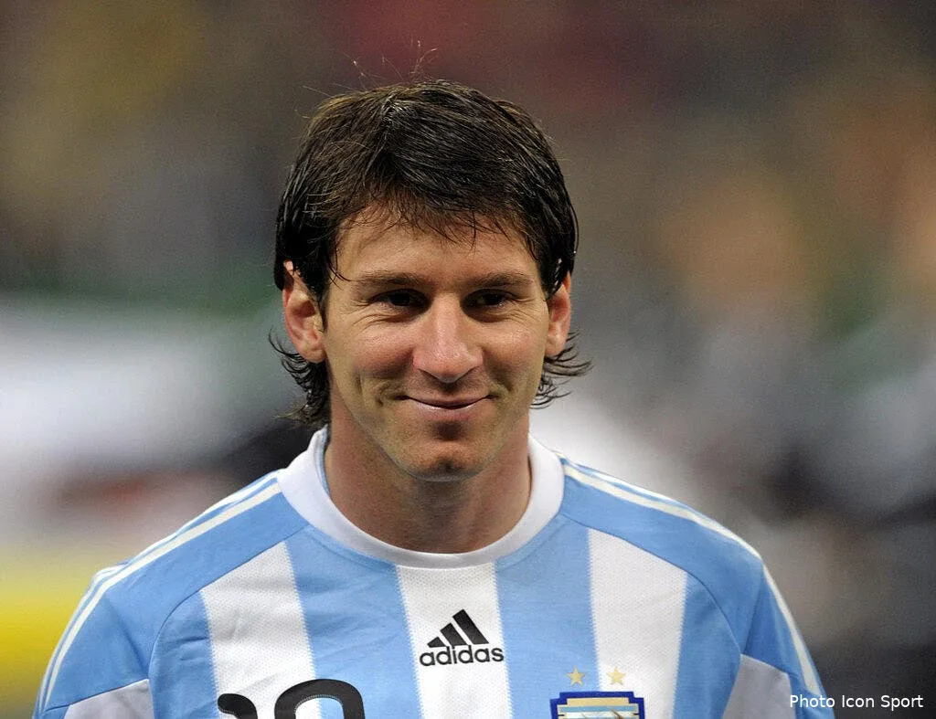 messi s incline devant le roi maradona 49823 7528