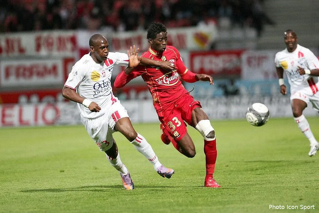 nancy se contente de trois points 52525 8081