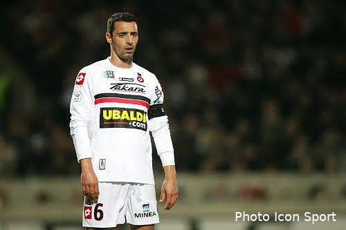 nice a toujours la tete ailleurs 22824