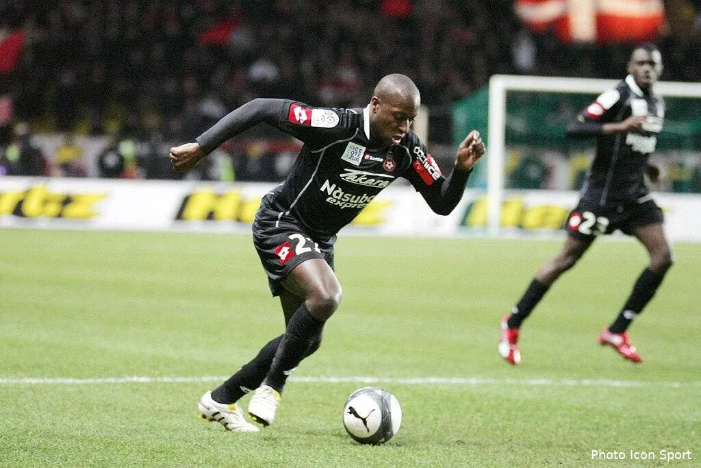 nice est amer 47020 7059