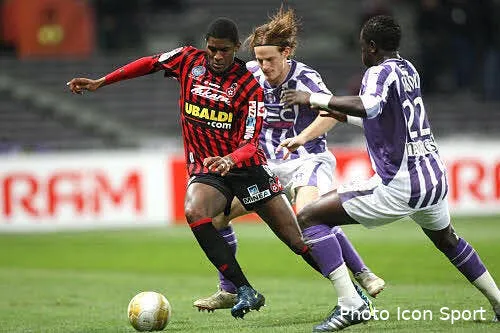 nice termine un peu dans le dur 15124