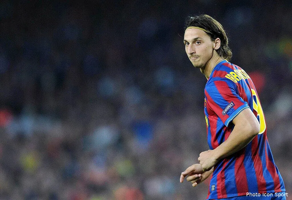 officiel ibrahimovic au milan ac 58627 9774