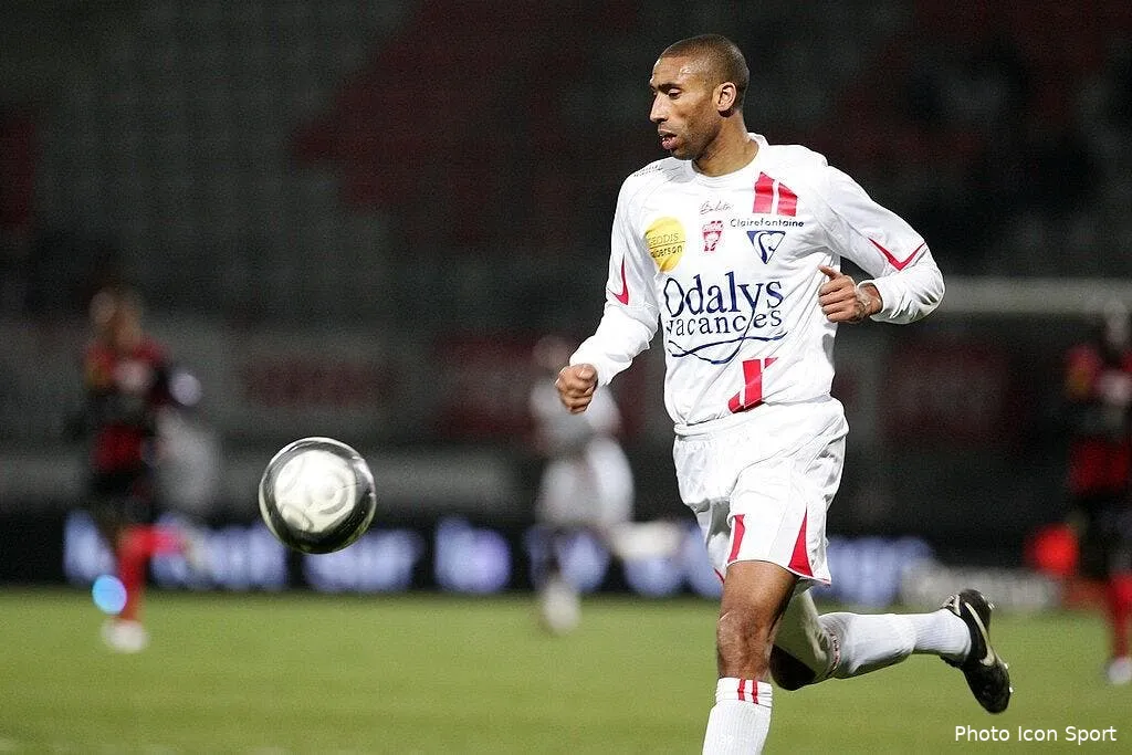 ouaddou decoupe son ancien coach en rondelles 55927 8800