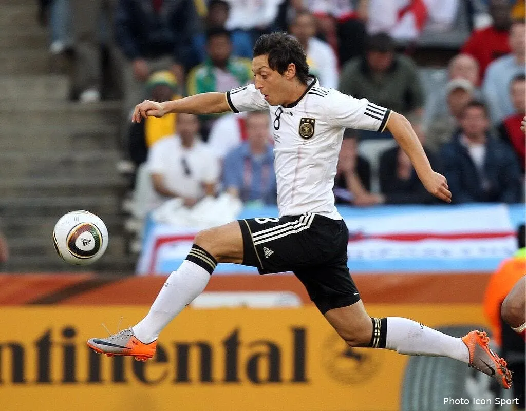 ozil signe au real madrid 57994 9470