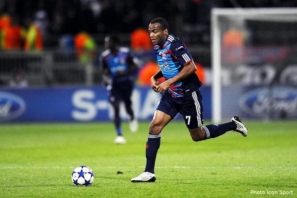 pari sportif pres de 100 euros si l ol assure a arles avignon 61395 11144