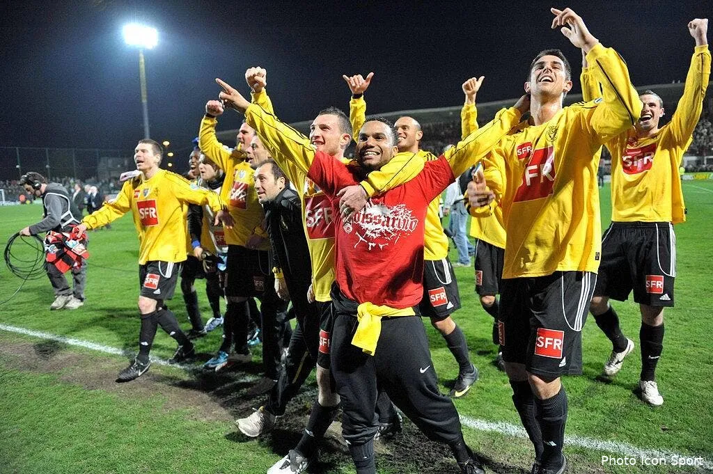 paris aura son supporter a quevilly 51020 7764