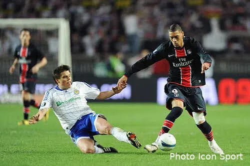 paris bute sur le bloc de l est 24370