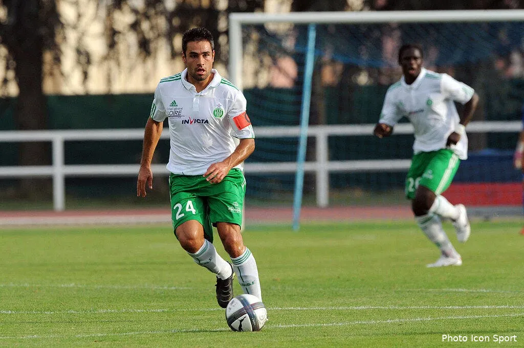 perrin reste a l asse mais pense a monaco 57185 9135