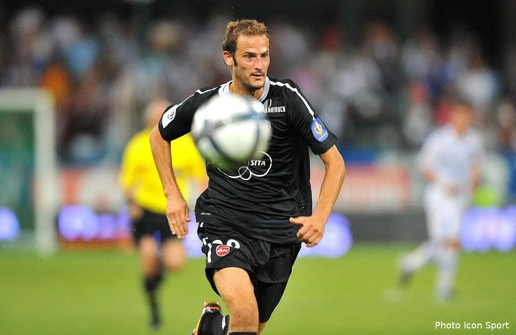 pujol se verrait bien a paris 58850 9873