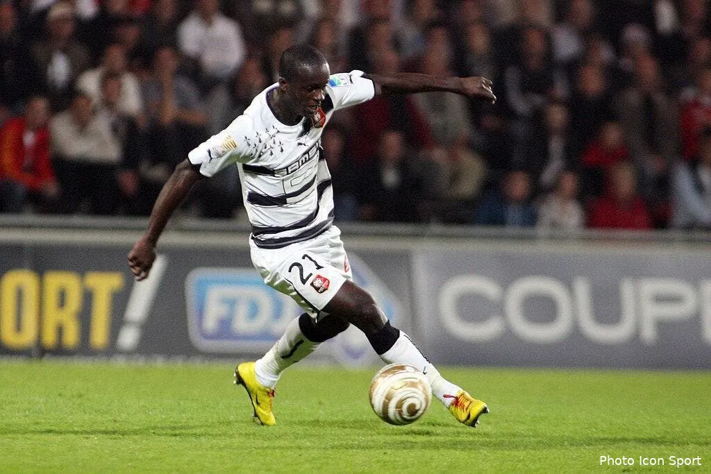 rennes passe la premiere l om accelere 60013 10403