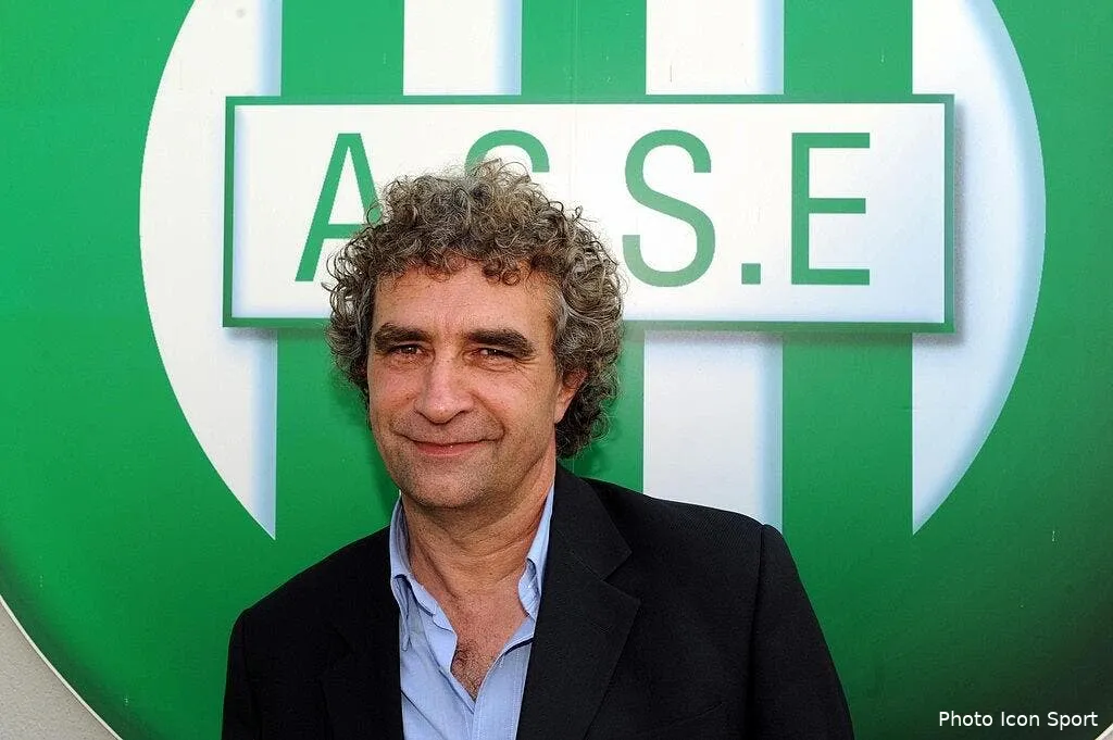 rocheteau fait jouer le corde sensible a st etienne 56325 8893