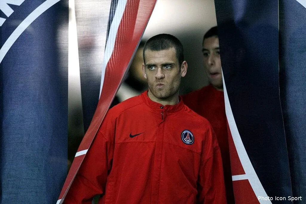 rothen ne sert a rien au psg et il le sait 58821 9859