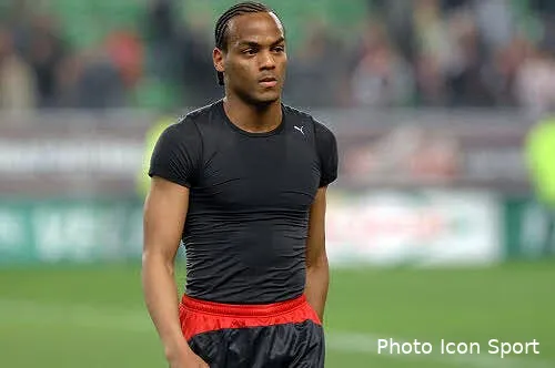 rupture des ligaments pour briand 23126