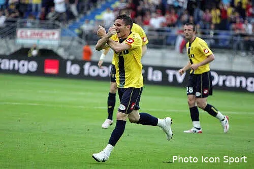 sochaux ne bombe pas le torse 27113