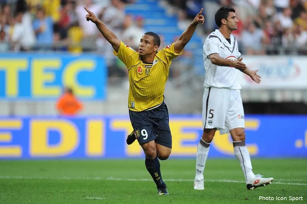 sochaux regrette que chamakh soit reste 33981 4874