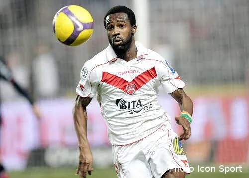 tiene ce n etait pas le moment de partir 19051