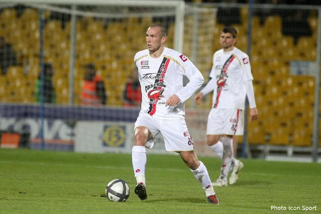 une classe d ecart entre nice et lille selon digard 65732 14268