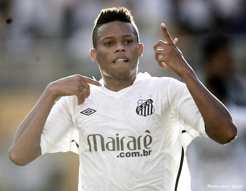 une piste en moins en attaque pour bordeaux un bresilien en approche 66372 14813